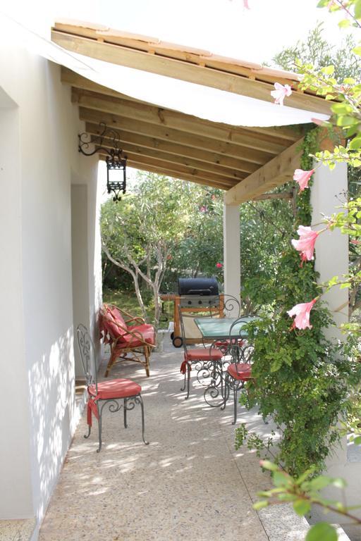 Les Jardins De Porto Pollo Apartment Exterior photo